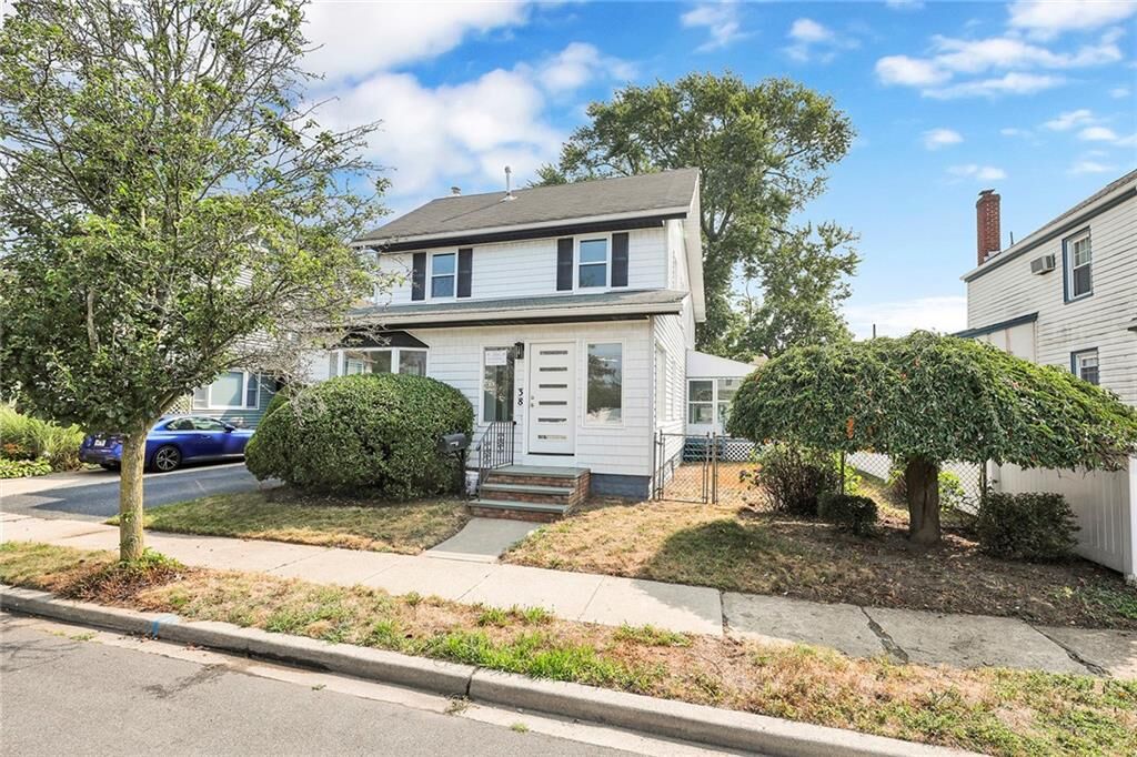 Property Photo: 38 Chester Court NY 11572