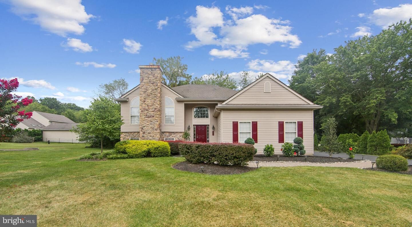 Property Photo:  95 Andover Road  PA 19343 