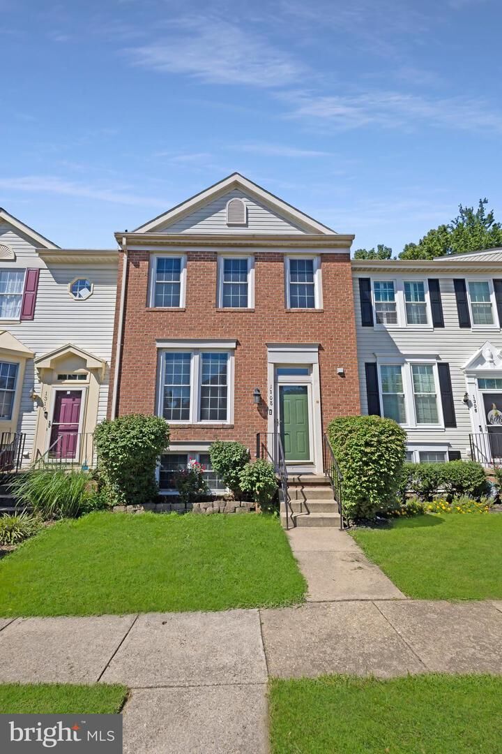 Property Photo: 1308 Hollow Glen Ct MD 21226
