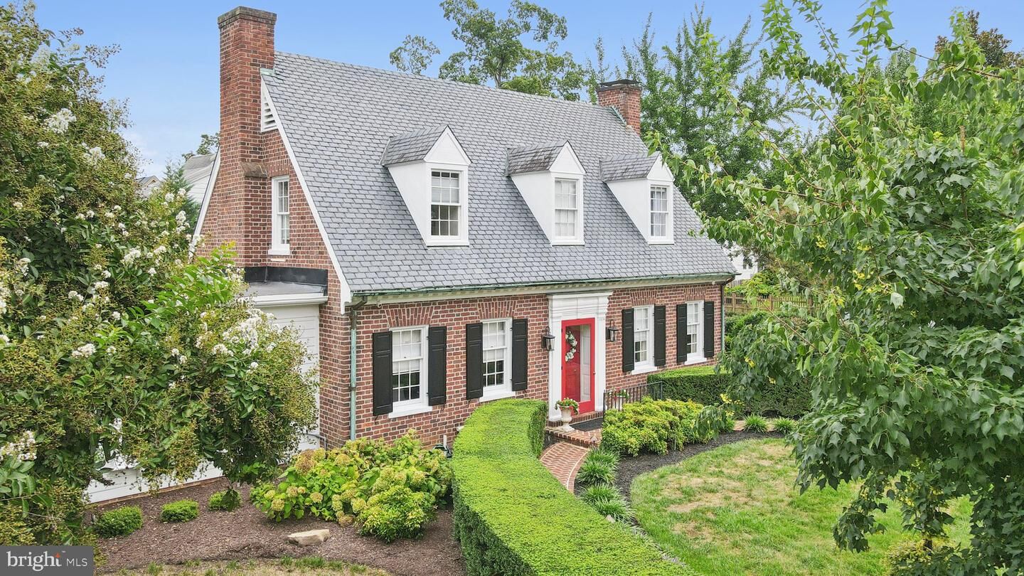 Property Photo: 1109 Littlepage Street VA 22401