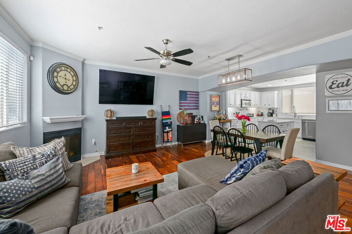 Property Photo:  222 W Imperial Ave  CA 90245 