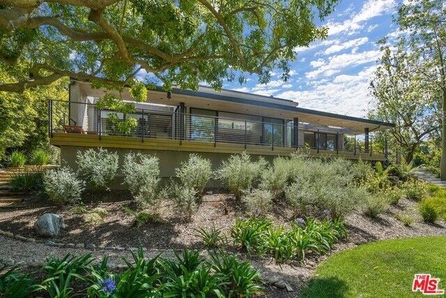 Property Photo:  6254 Busch Dr  CA 90265 