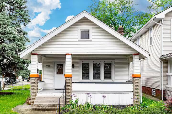 Property Photo: 792 S 18th Street OH 43206
