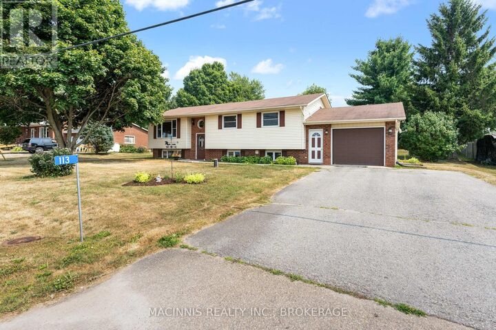 Property Photo:  113 Main Street  ON K0H 2N0 