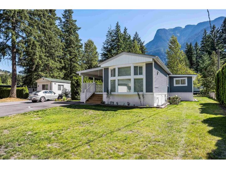 Photo de la propriété: 65367 Kawkawa Lake Road 30 BC V0X 1L1