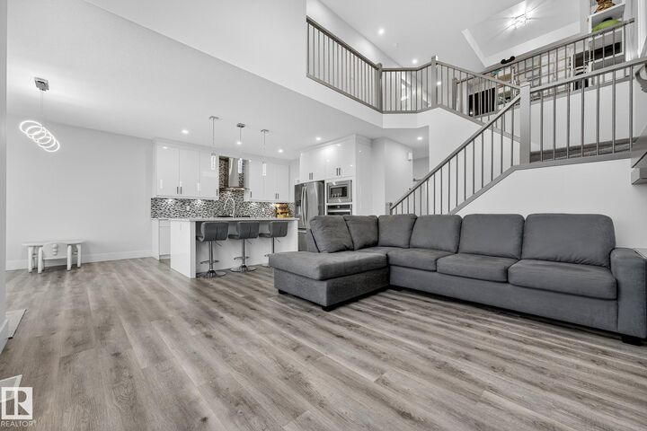 Property Photo:  86 Meadowlink Common  AB T7X 2X3 