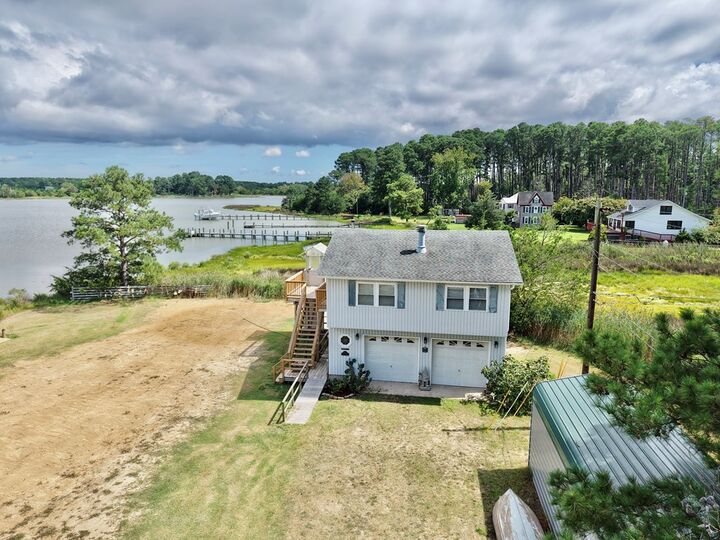 Property Photo: 20224 Allen Ln VA 23417