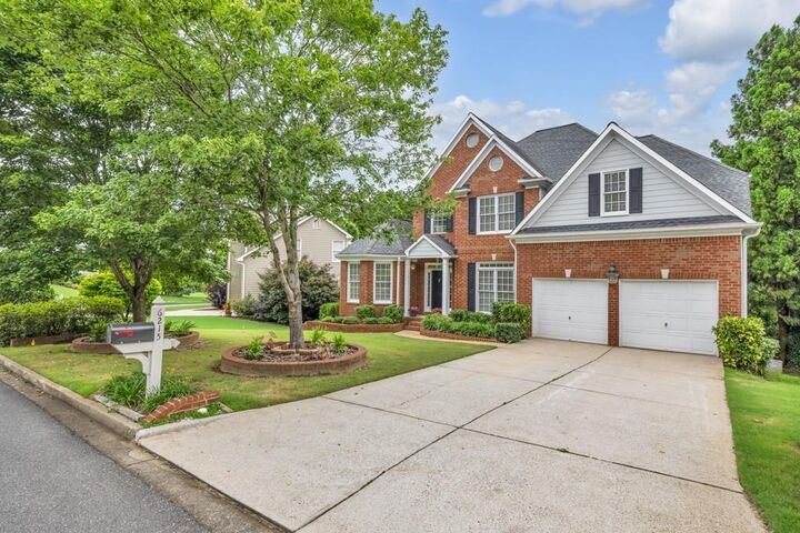 Property Photo:  6215 Hampton Highlands Drive  GA 30041 