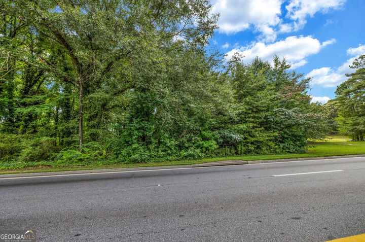 Property Photo: 6845 Old National Highway GA 30349