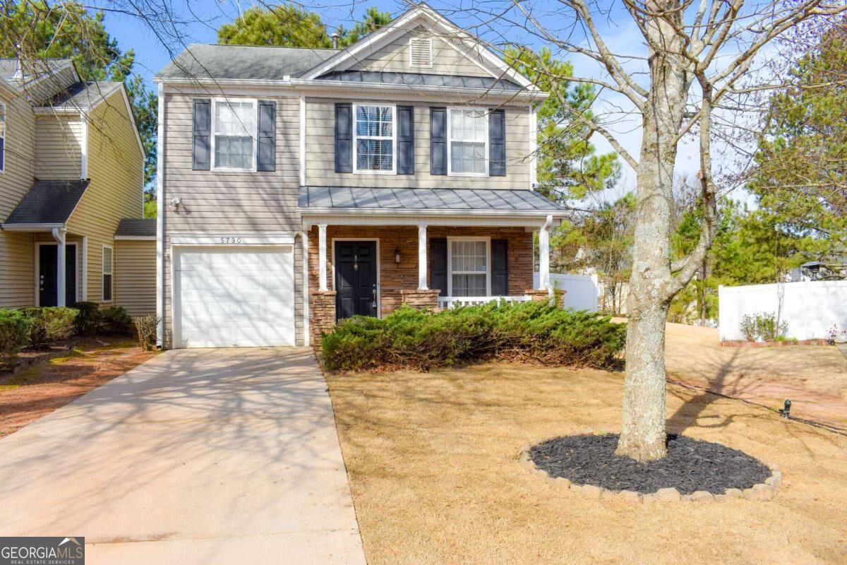 Property Photo: 5790 Ridge Stone Way GA 30041