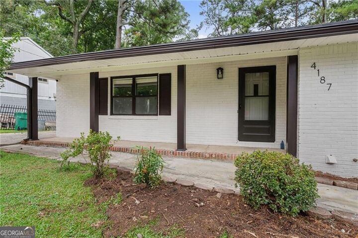 Property Photo: 4187 Conley Circle GA 30288