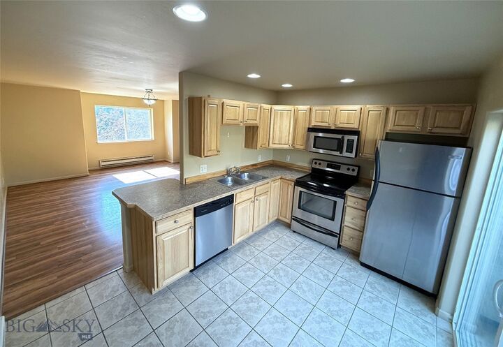 Property Photo: 705 N N Street MT 59047