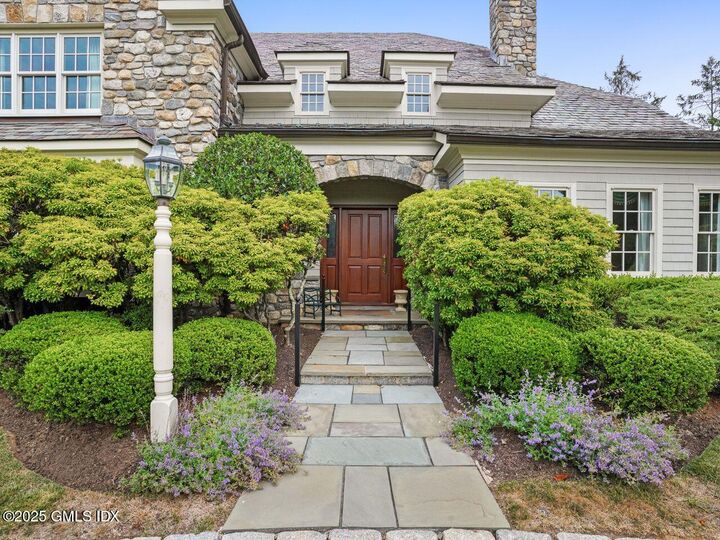 Property Photo:  25 Chieftans Road  CT 06831 