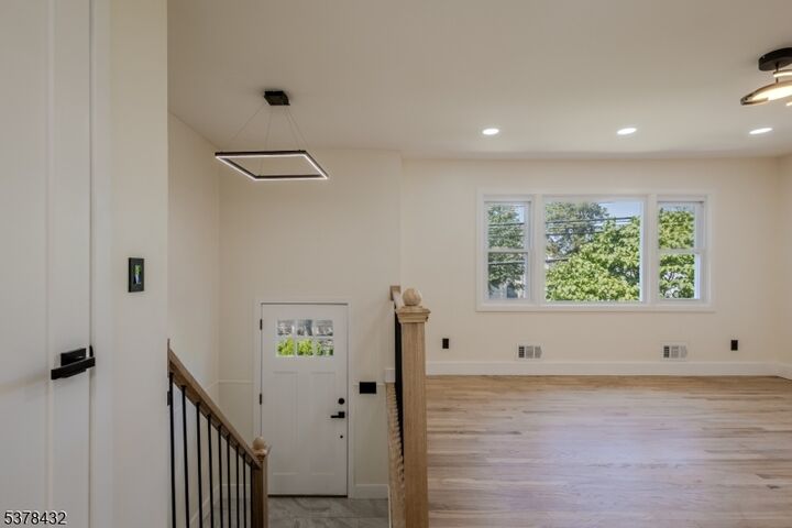 Property Photo:  1683 Lawrence St  NJ 07065 