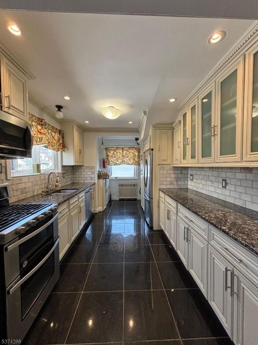 Property Photo: 1127 Stilford Ave NJ 07060