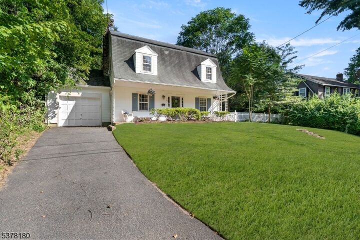 66 Gould Pl  Caldwell Boro Twp. NJ 07006 photo