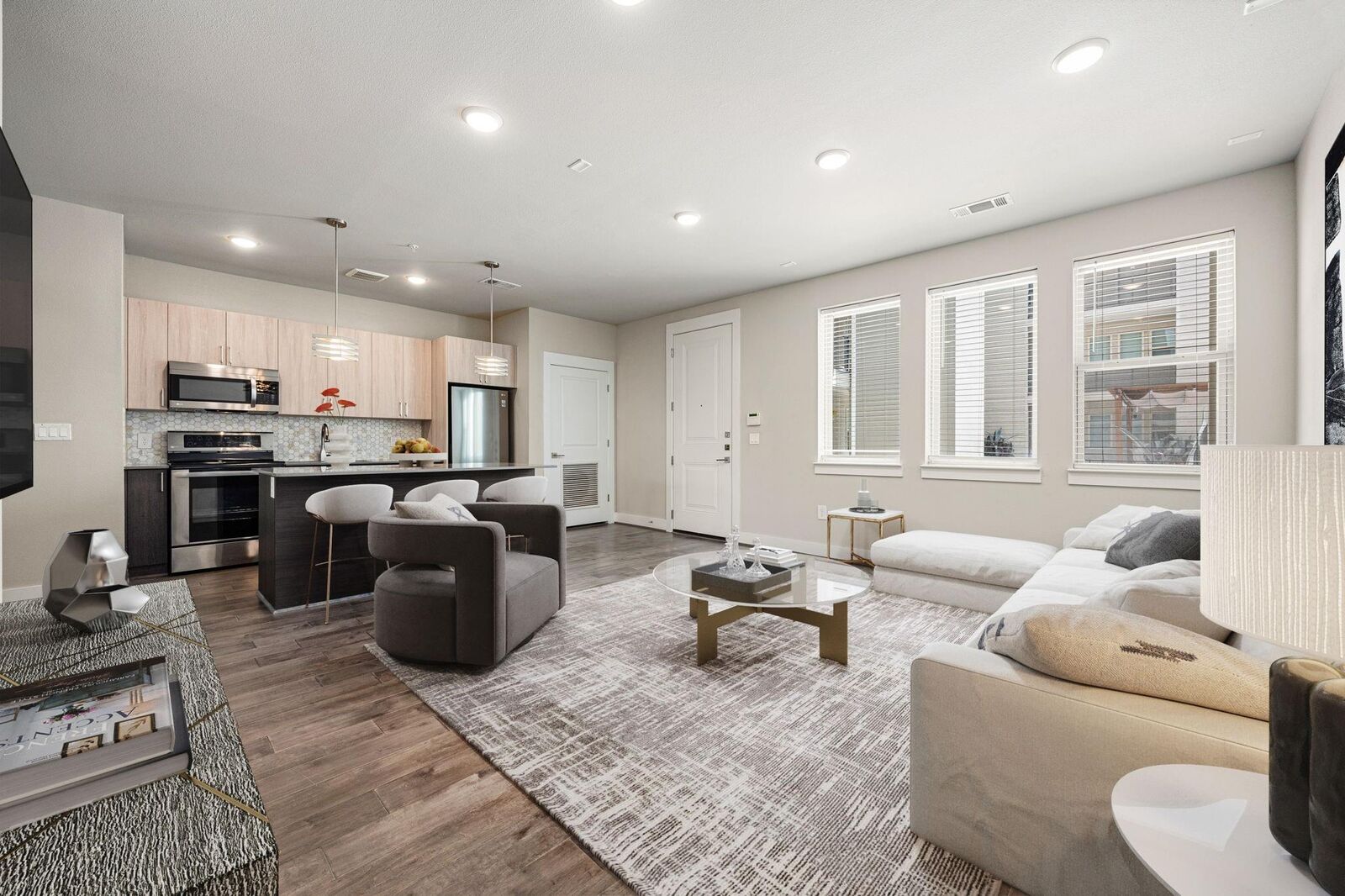 Property Photo:  4819 Caroline Street 103  TX 77004 