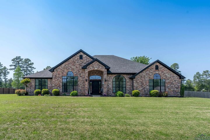 190 Kayla Lne.  Longview TX 75602 photo