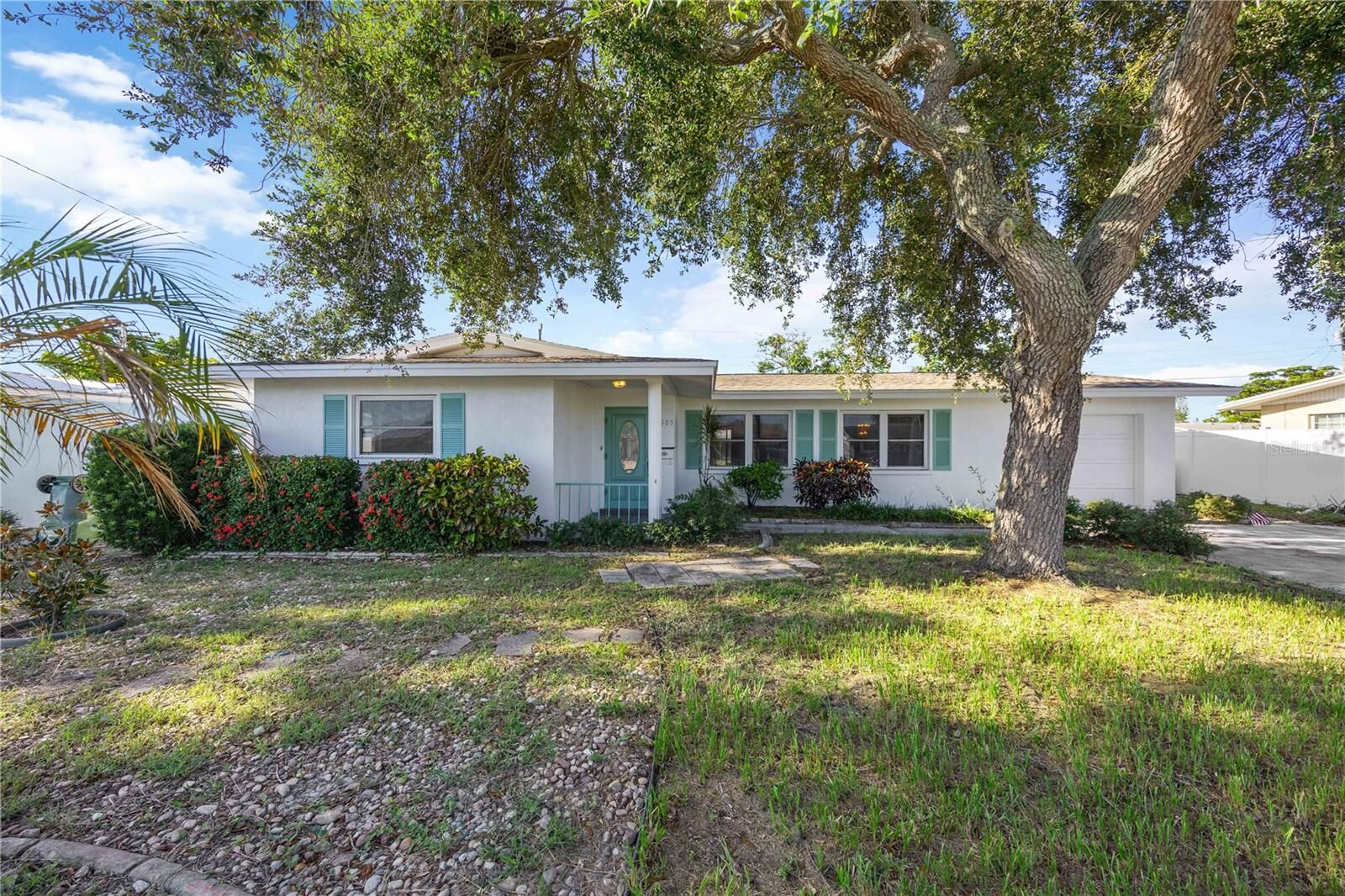Property Photo:  2905 23rd Avenue W  FL 34205 