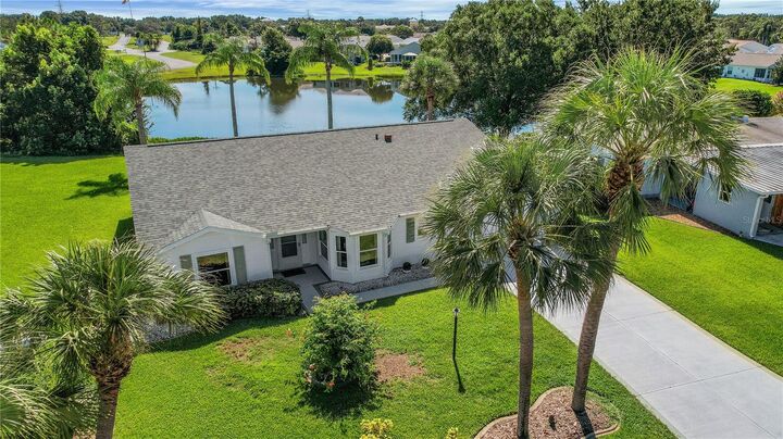 Property Photo: 5089 El Destino Drive FL 34748