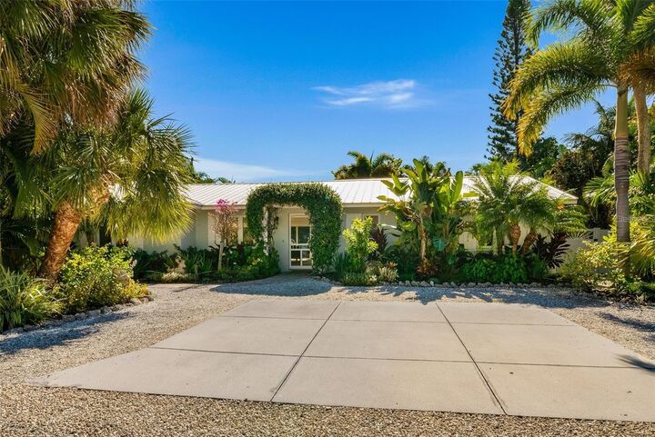 207 Peacock Lane  Bradenton Beach FL 34217 photo