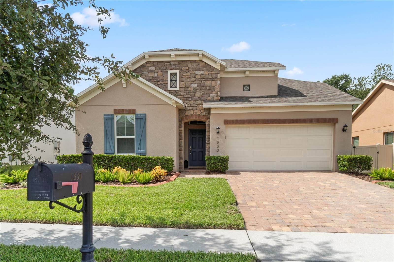 Property Photo: 1830 Arden Oaks Drive FL 34761