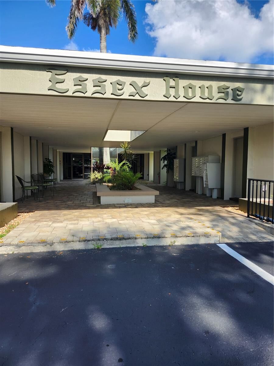 Property Photo:  2437 Harbor Boulevard 213  FL 33952 