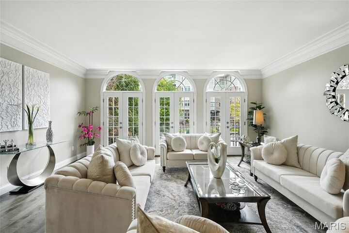 Property Photo:  545 North And South Road  MO 63130 