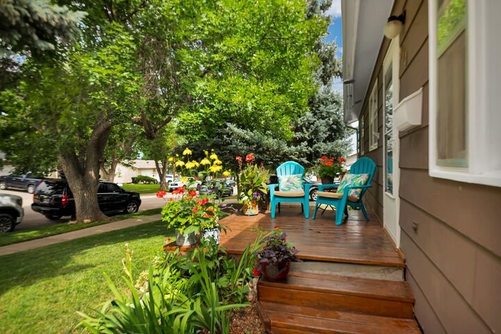 Property Photo:  914 Pinedale Drive  SD 57783 