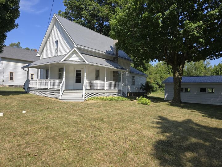202 W Bell Street  Camden MI 49232 photo