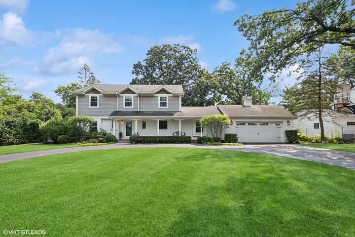 717 Brierhill Road  Deerfield IL 60015 photo