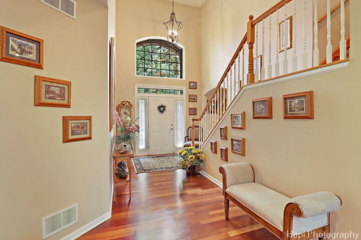 Property Photo: 1606 Tecumseh Drive IL 60050