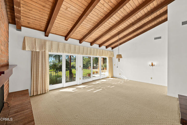 Property Photo:  484 Starlight Crest Drive  CA 91011
