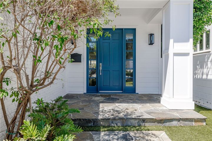 Property Photo: 2001 Oak Avenue CA 90266