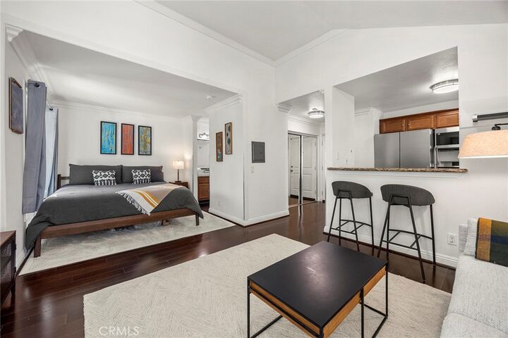 Property Photo:  355 N Maple Street 220  CA 91505 