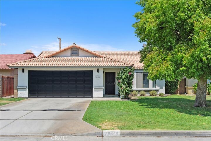 Property Photo: 78680 Saguaro Road CA 92253