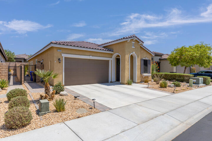 Property Photo:  43606 Treviso Drive  CA 92203