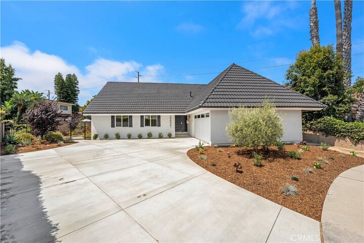 22021 Jonesport Lane  Huntington Beach CA 92646 photo