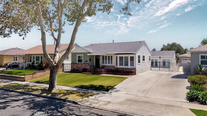 Property Photo:  6202 Arbor Road  CA 90713 