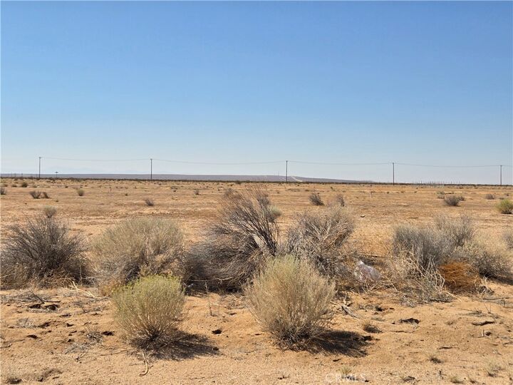 Property Photo:  0 Eucalyptus Ave 211-241-12  CA 93505 