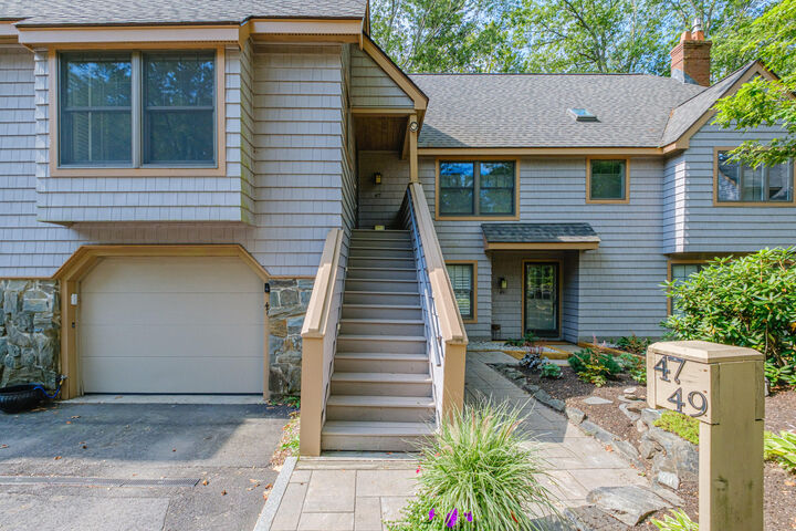 Property Photo: 47 Resolution Place 47 ME 04107