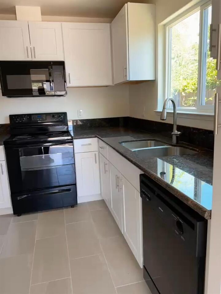 Property Photo: 8138 La Almendra Way CA 95823