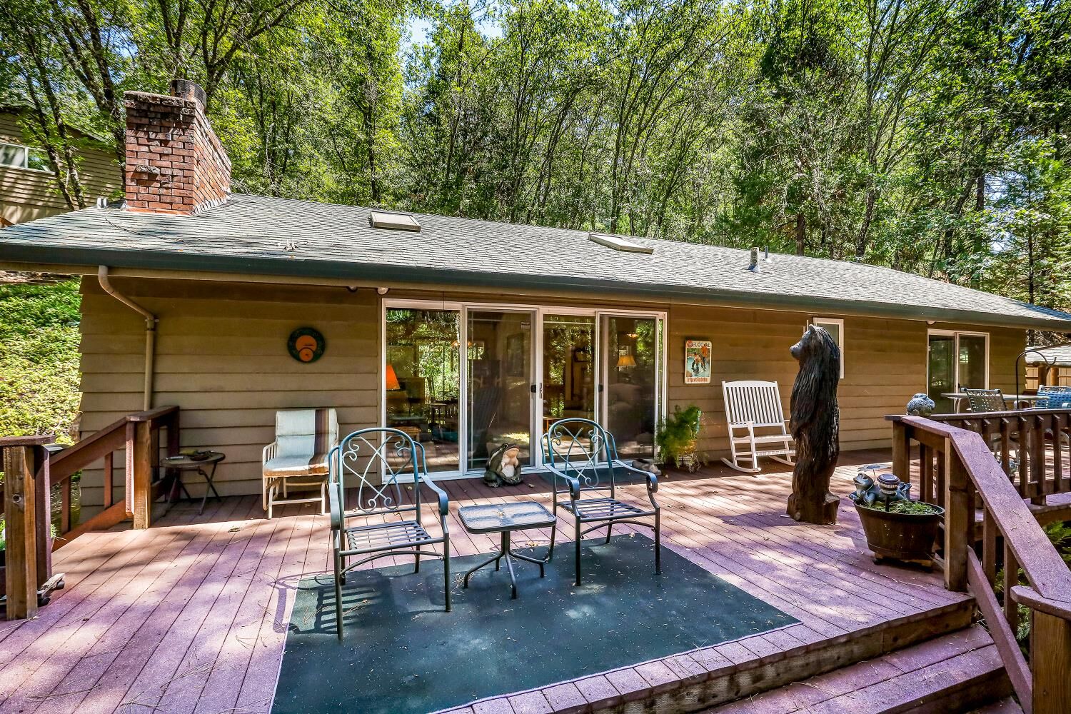 Property Photo: 96 Barney Way CA 95255