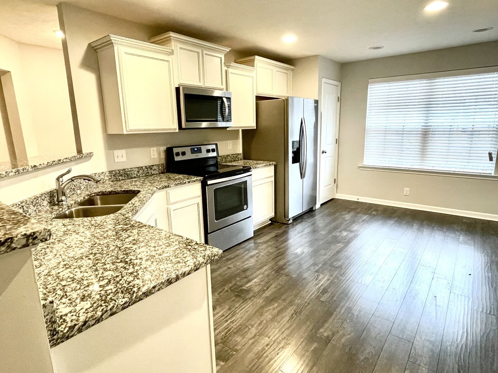 Property Photo:  3447 Nightshade Dr  TN 37128 