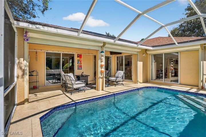 Property Photo:  5 Tahiti Road  FL 34145 