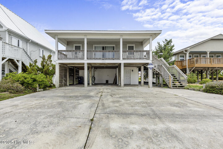 Property Photo: 1331 Carolina Boulevard NC 28445