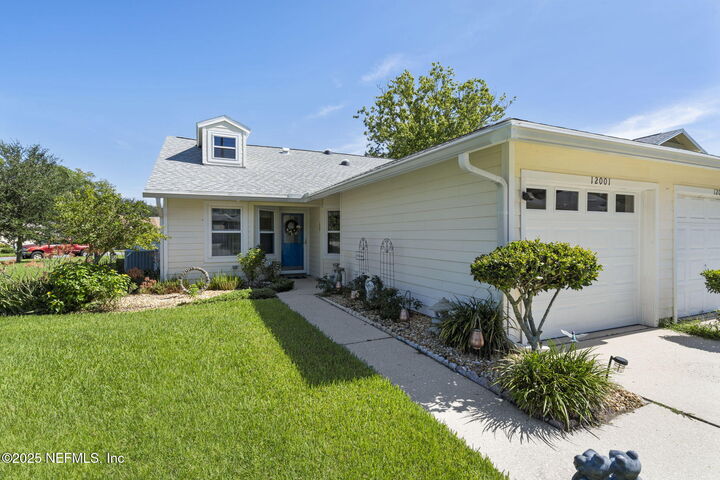 Property Photo: 12001 Meadowview Drive S FL 32225