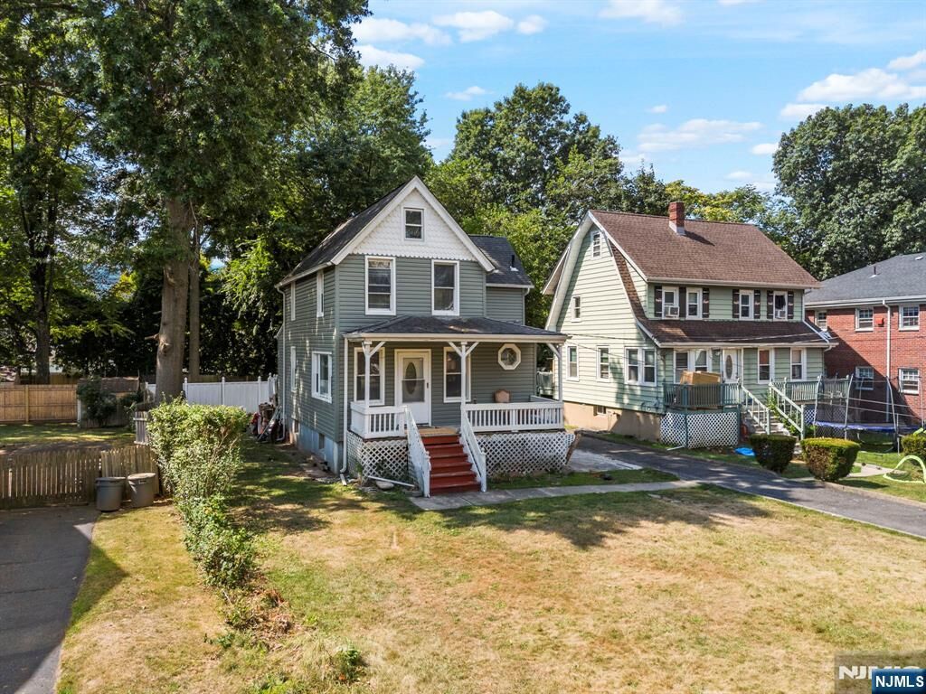 Property Photo:  193 Fort Lee Road  NJ 07666 