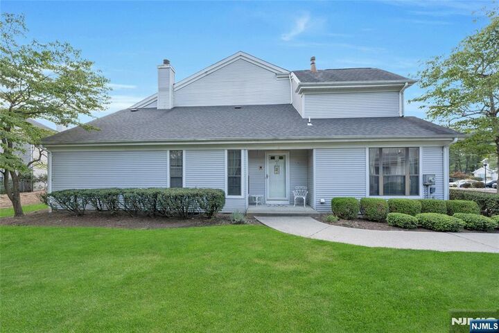 117 Swiatek Court  Mahwah NJ 07430 photo