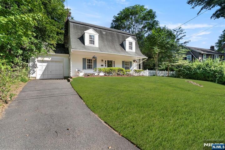 66 Gould Place  Caldwell NJ 07006 photo
